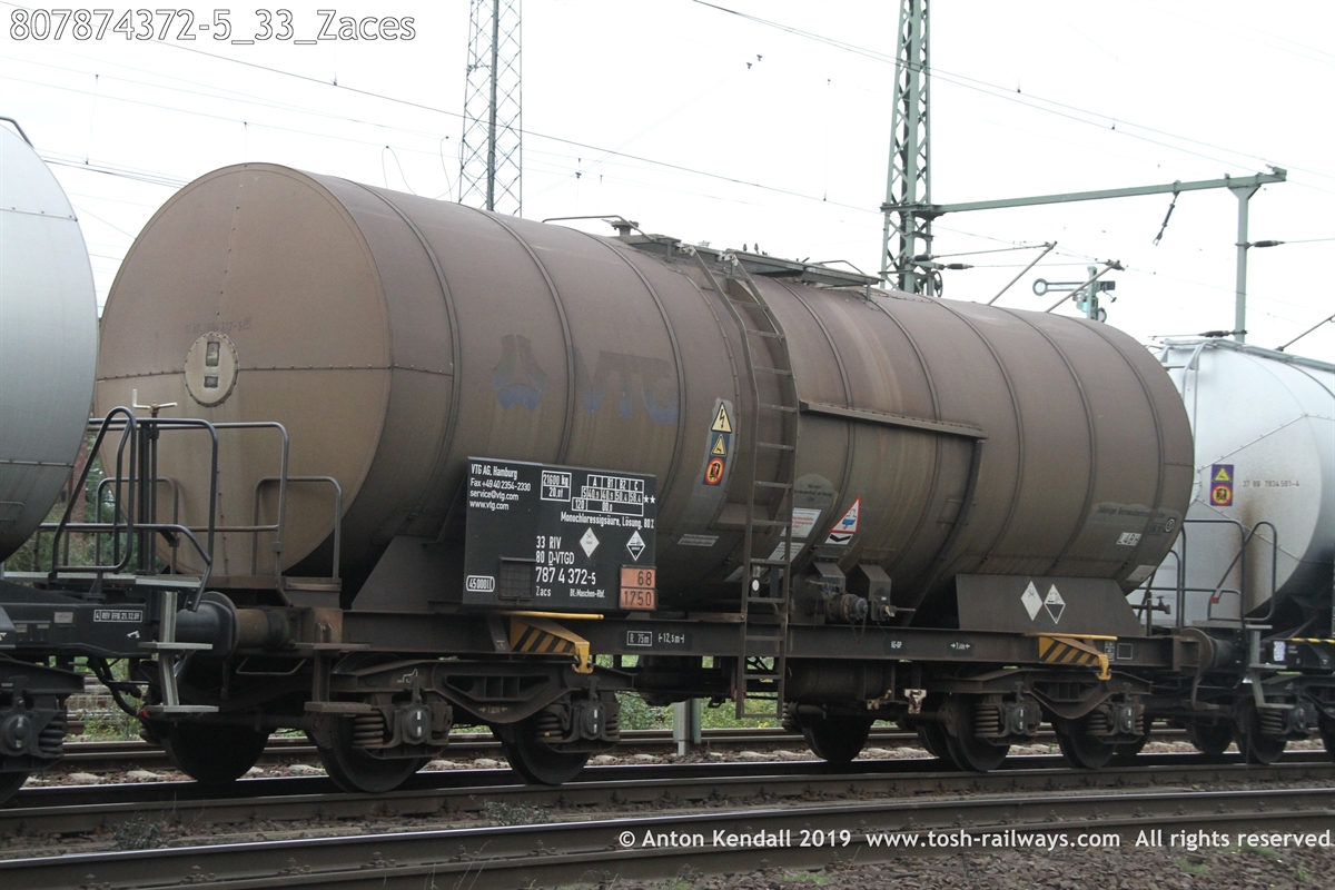 807874372-5_33_Zaces.JPG